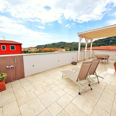 شقة Ondalunga - Bilocale Con Terrazza Vista Mare ديانو كاستيلو